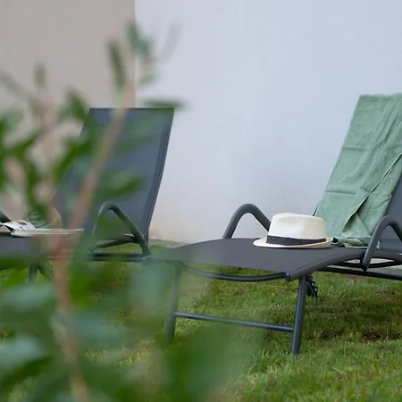 Apartamento Nest, Ground Floor With Private Garden & Garage - New In 2024! *